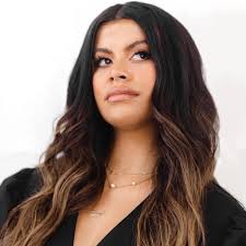 Drew Afualo: Eliminando la toxicidad con humor