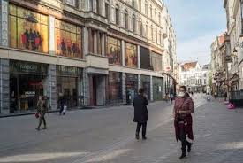 Se le conoce popularmente también como capital de la unión europea (ue) junto a luxemburgo y estrasburgo. Coronavirus Belgica El Pais Con Mas Muertos Por Millon De Habitantes Sociedad El Pais