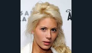 Shayne Lamas's Instagram, Twitter & Facebook