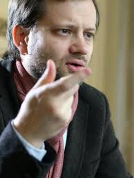 Axel Kaiser: "Si no aprendemos de Economía, no vamos a salir de la miseria" 