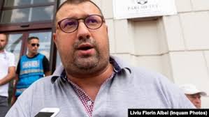 Fostul colonel SRI Daniel Dragomir a fost condamnat la 3 ani și 10 luni  închisoare cu executare. Poliția nu l-a găsit acasă