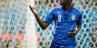 Meteen na rust ging engeland combineren op links. Balotelli Kopt Italie Langs Engeland Nu Het Laatste Nieuws Het Eerst Op Nu Nl