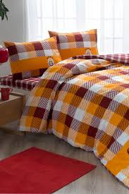 Taç ranforce sarah çift kişilik complete set pembe. Galatasaray Ekose Lisansli Nevresim Takimi Tac Bu Mudur