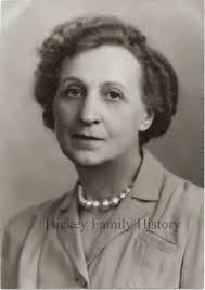 Mary Gartner's Instagram, Twitter & Facebook