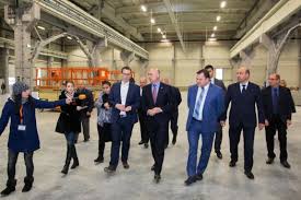 Indeed poate beneficia de compensații de la acești anagajatori, astfel încât să rămână gratuit pentru. 1500 Locuri De MuncÄƒ Vor Fi Create La Cahul Premierul Pavel Filip A Vizitat Noua FabricÄƒ A Companiei Draxlmaier Evenimentul