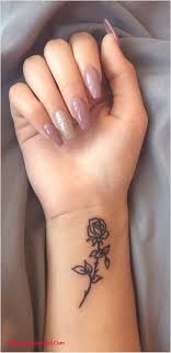 Mukemmel Parmak Dovmeler Tumblr Kucuk Parmak Dovmeler Tumblr Womens Tattos Basit Bilek Dovmeler Sevimli Dovmeler Karizmatik Dovmeler Mini Tattoos