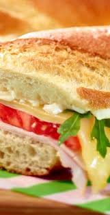 Putenbrust Croque Mit Rucola Rezept Rezept Rezepte Putenbrust Lebensmittel Essen