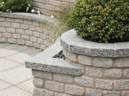 We supply patio slabs and decorative aggregates and large sandstone paving slabs, all of which are available for delivery direct to site or for collection from our branches. Garden Paving Walling Wickes