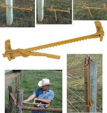 Fence stretchers can be applied to guarantee the appropriate tightening of the wire nets. Mend Your Fences With A Fence Stretcher Toolmonger