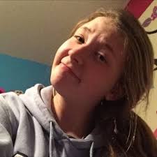 Bailey Engel (@Beeallie17)