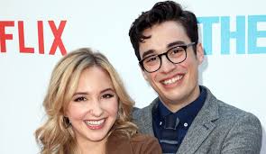 Call Your Mother' Star Joey Bragg Is Dating Actor Audrey Whitby
