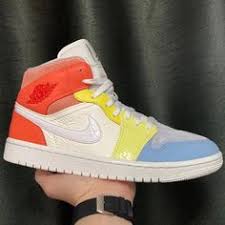 Esto es un reconocimiento a nuestro género, una victoria que reconoce nuestro trabajo y música… Die 300 Besten Ideen Zu Nike Air Jordan 1 In 2021 Nike Air Jordan Air Jordan Sneaker