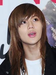 Love the dimension in Kim's hair! ❤