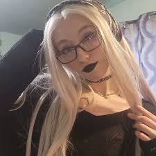 Charles Guinn Lindsay's brother Ernest Lindsay, sister Lady Willie Lindsay  Duggar, and daughter Pearl Lindsay Giddens