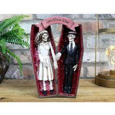 Amazon.com: Pacific Giftware Love Never Dies Coffin Couple Figurine,  10.25-inch Height, Resin, Home Décor, Tabletop Décor, Halloween : Home &  Kitchen