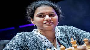 Koneru Humpy stars with black pieces, India in Olympiad final; to face  Russia for title
