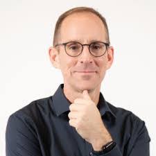 Thomas Busch's Instagram, Twitter & Facebook