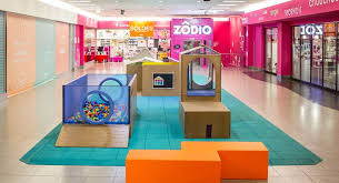 Centre Commercial Domus Rosny Sous Bois 93 Jeux D Interieur Un Espace Ludique Thematique Dedie Aux Petits Imagine Sur Le Theme Du Carton D Emballage R