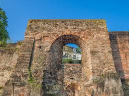 Der flughafen saarbrücken (scn) ist ein kleiner internationaler verkehrsflughafen etwa 15 km oder 20 autominuten vom stadtzentrum entfernt. Sarre Photos Royalty Free Images Graphics Vectors Videos Adobe Stock