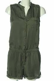 Imaginé par le créateur français alexis mabille, ce modèle a fait réagir les internautes pour sa ressemblance avec l'uniforme porté par les combattants kurdes qui affrontent l'état islamique en syrie et en irak. H M Combinaison Kaki Style Decontracte Dames T 36 Pantalon Eur 7 90 Picclick Fr