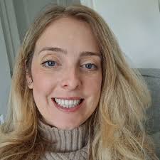 Anabelle Harris's Instagram, Twitter & Facebook