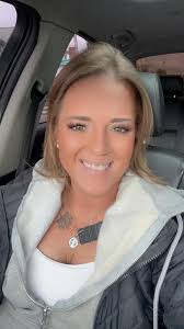 Hello everyone! First of all...hopefully you don't have a stressful work  week and are healthy!🥰🥰🥰Maybe it's a little late or I missed something,  but I want to ask a question: Who are