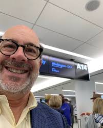 Enjoyed chatting with Southwest CEO Bob Jordan and new Cargo Chief Brian  Kilburn at their new Denver facility ribbon cutting today!