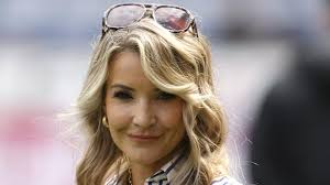 Helen Skelton departs BBC Radio 5 Live show to spend more time with her  children