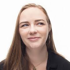 Mara Davidson's Instagram, Twitter & Facebook