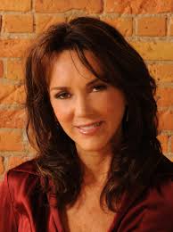 Concordia University, St. Paul Presents Alumni Award to Dayton Resident  Rebecca Thomley