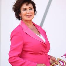Trend Google: corinne clery