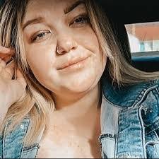 Maria Daugherty's Instagram, Twitter & Facebook