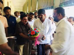 Saying that the incident between him and hosapete mla anand singh at eagleton resort a minor one, kampli mla j n ganesh, who was granted bail in the assault case, on saturday said an unseen hand. Mla Shri Kampli Ganesh And Mla B Z Zameer Ahmed Khan Facebook