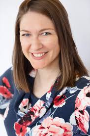 Meet Scale Up CLT Entrepreneur Emma Allen! Emma Allen grew up in a small  town, watching people fall victim to predatory lending and discrimination.  It was that upbringing that led Allen to