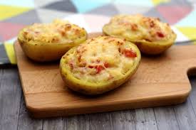 Pommes De Terre Farcies A La Cancoillotte Tomate Et Jambon Amandine Cooking Pommes De Terre Farcies Recettes De Cuisine Recette Pomme De Terre