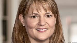 Ariel Mumma's Instagram, Twitter & Facebook