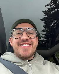 February feeling snow, friends, food, and FaceTime with teddy 🐶📱