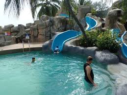 Untuk menambah kesan alam yang terdukung, bisa tambahkan beberapa tanaman hias yang unik. Kolam Renang Untuk Kanak Kanak Picture Of Berjaya Tioman Resort Pulau Tioman Tripadvisor