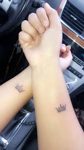 Kleine Tattoo Girls Smalltattoowomen Tattoos Ale Freundin Tattoos Tattoo Freundschaft Ideen Fur Tattoos