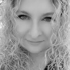 Delilah Radio Show Listener Experiences and Opinions