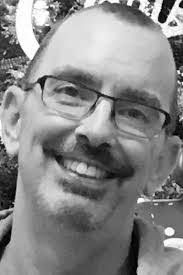 Aaron Sumner's Instagram, Twitter & Facebook