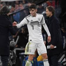 Join the discussion or compare with others! Nationalmannschaft Low Und Werner Vor Ukraine Spiel Im Liveticker