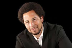 Bibi Lopez's Instagram, Twitter & Facebook