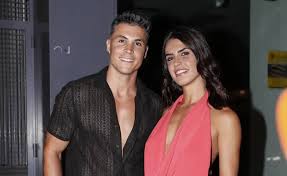 Kiko Jiménez rompe su silencio tras la supuesta infidelidad de Sofía Suescun: “Oportunista”