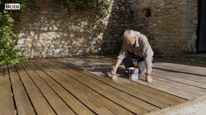 Find the perfect terrasse bois stock photos and editorial news pictures from getty images. Renover Une Terrasse En Bois Avec Un Degriseur Et Un Saturateur Tuto Brico Avec Robert Youtube