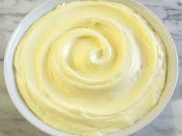 Guna keju cheddar dan susu je. Cara Mudah Membuat Butter Cream Untuk Berbagai Macam Kue