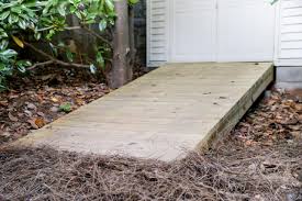 The rubberform curb ramp helps save money, time and the environment. How To Build A Wooden Ramp How Tos Diy