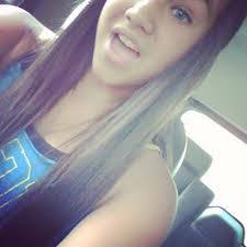 Sidney Earley's Instagram, Twitter & Facebook