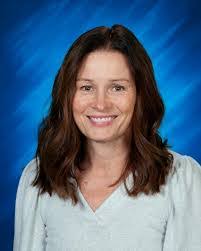 Leslie Kindred's Instagram, Twitter & Facebook