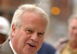 Kest goes up to bat for business views at Hens new home